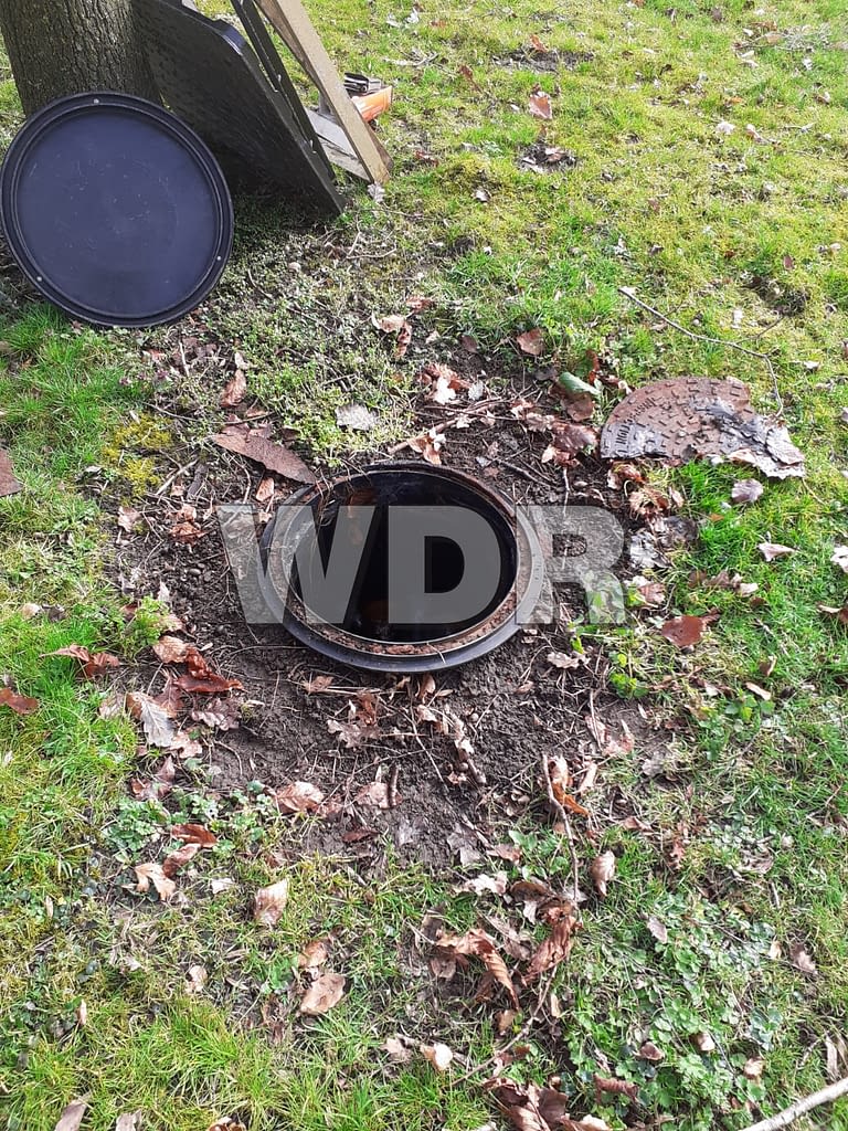 installation of new manhole cover