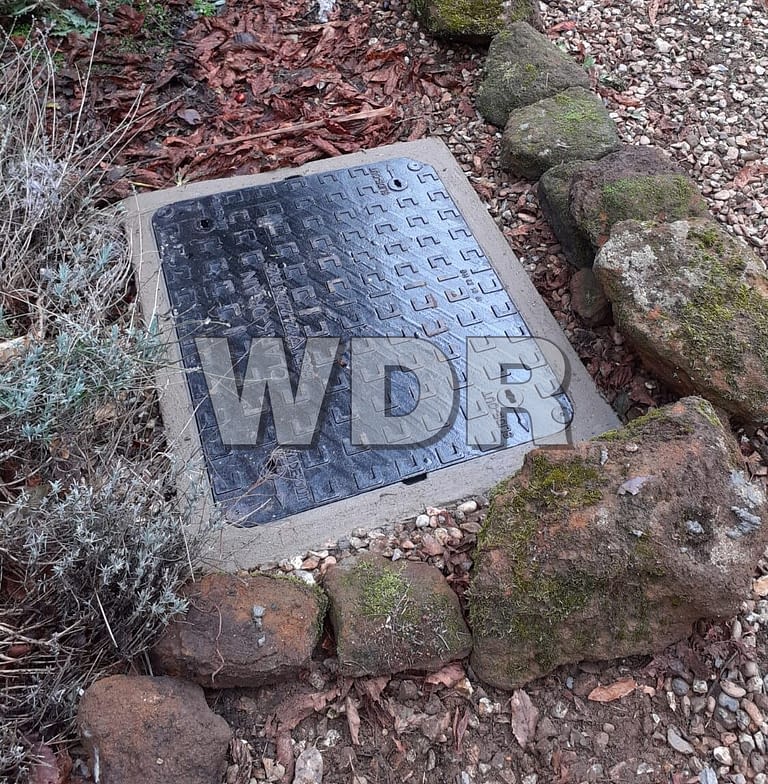 new manhole cover